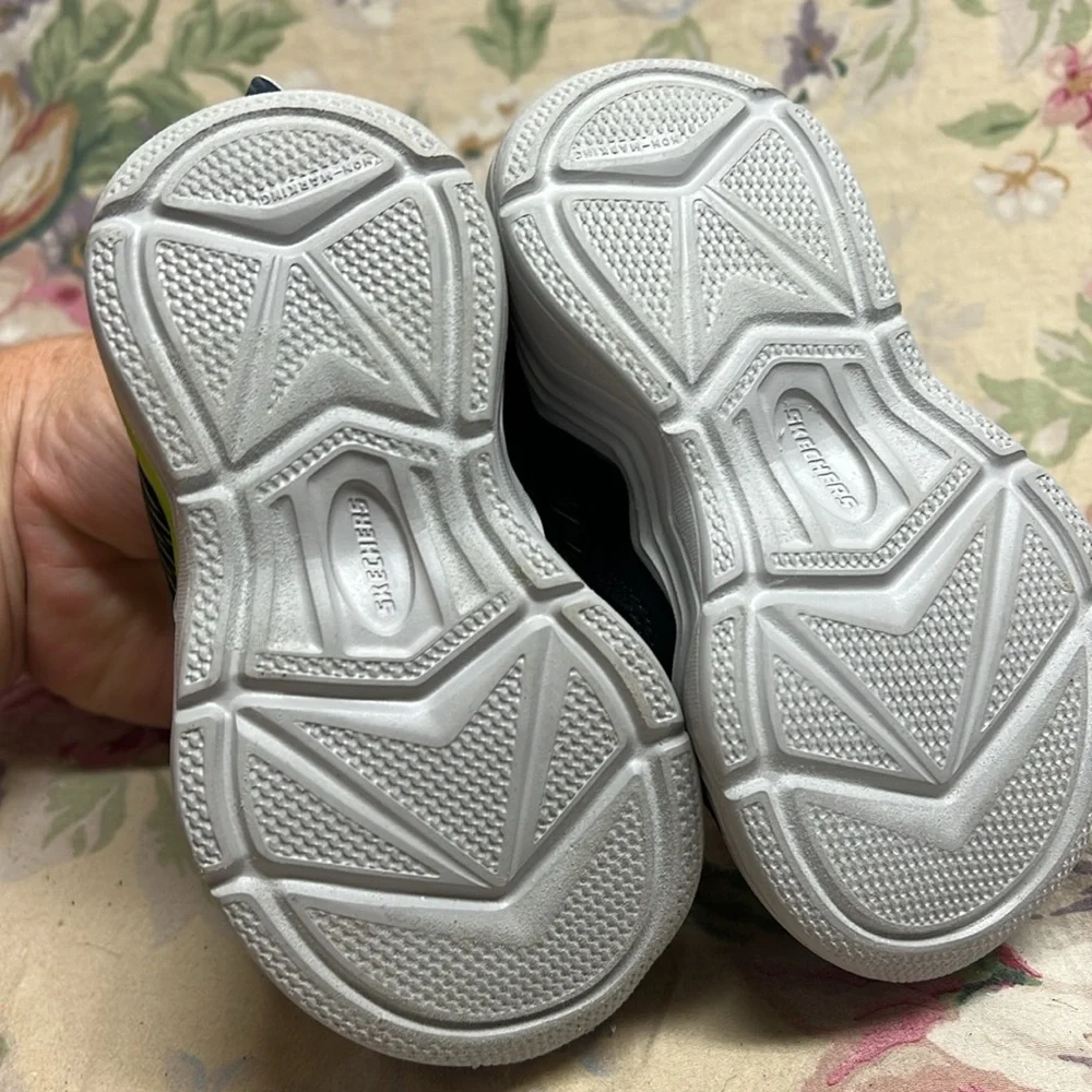 Sketcher light up sneakers